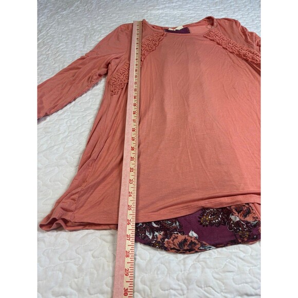 Tru Self Pink Lace 3/4 Sleeve Floral Back Flowy Loose fit Blouse size large - Picture 6 of 7